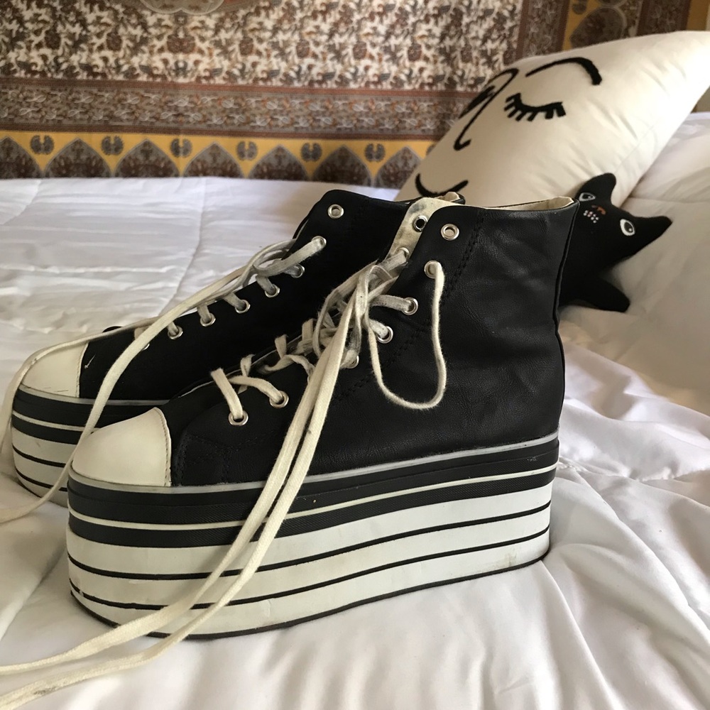 PLATFORM SNEAKERS